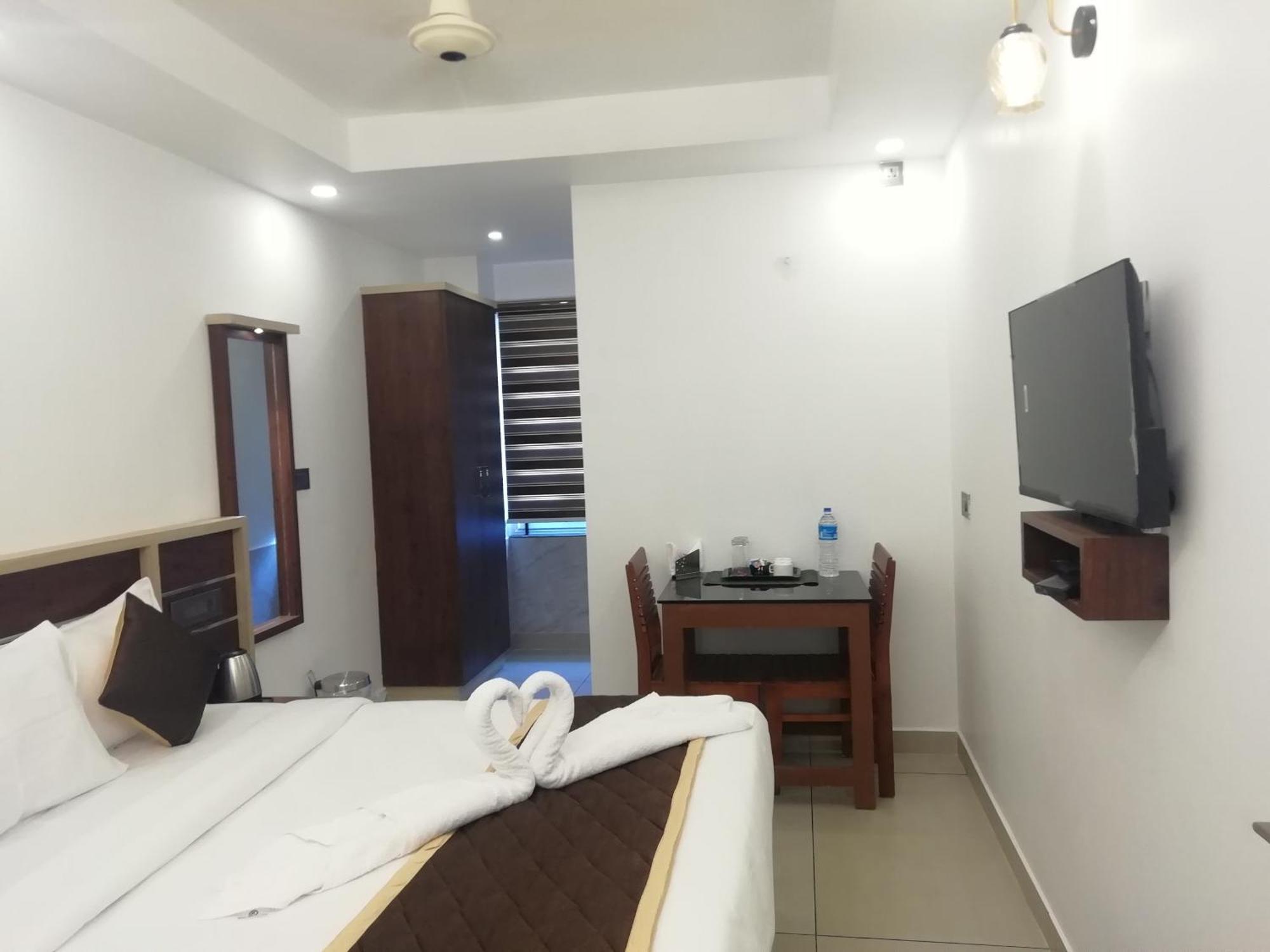 Paul Residency Otel Nedumbassery Dış mekan fotoğraf